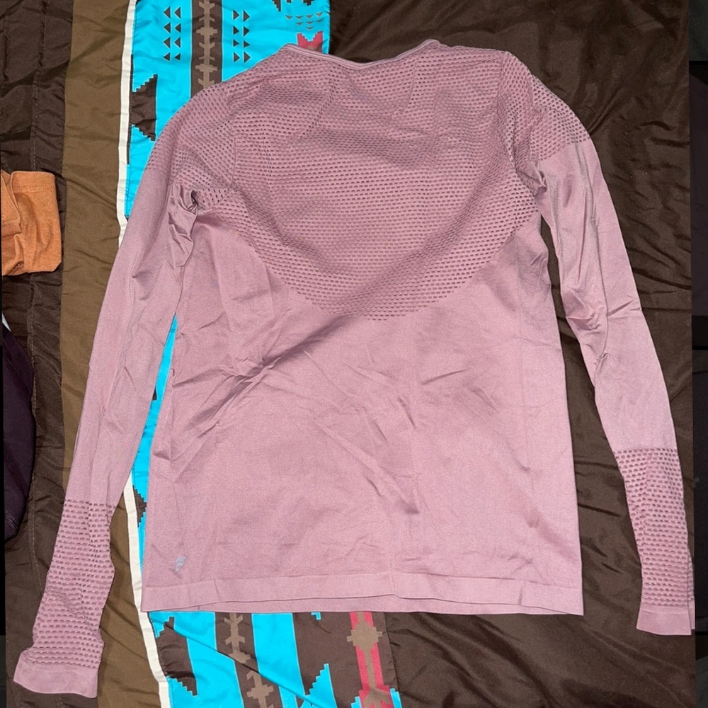 Work out top - Picture 2 of 2